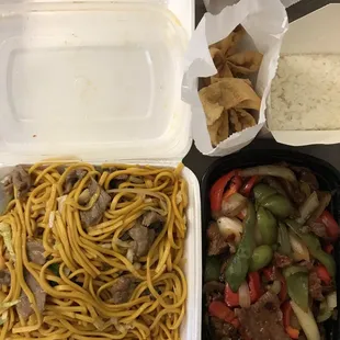 Lo mein, mongolian beef, steamed rice, cream cheese puff