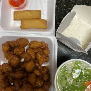 War wonton soup, orange chicken and spring rolls