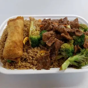 Broccoli beef dinner combo
