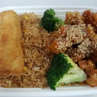 Sesame chicken dinner combo