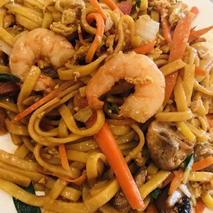 shrimp lo mein