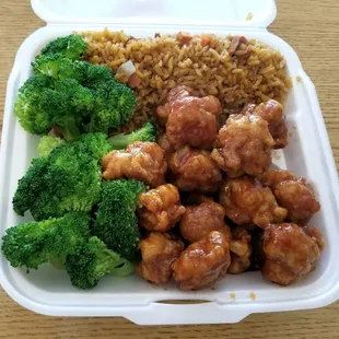 I ordered extra broccoli, and it looks as if I got it, right?