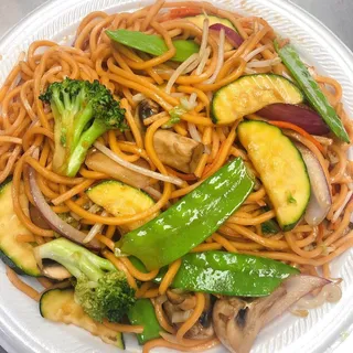 Veggie Chow Mein Noodles ()