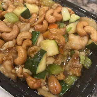 Cashew chicken