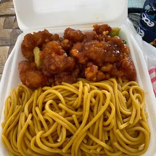 Large Portion for Lunch Special Chow Mein &amp; Orange Chicken
