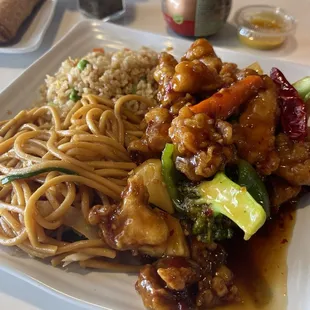 General Tso with noodles and rice