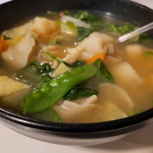 Wor won ton soup