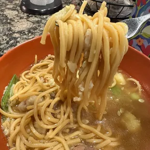 Chow mein noodles in wok ton mein WTH?