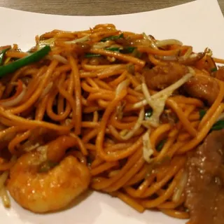 23. House Lo Mein