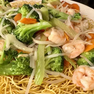 Pan fried shrimp noodles