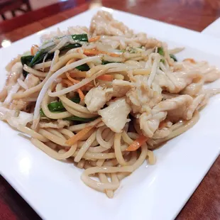 Chicken Low Mein