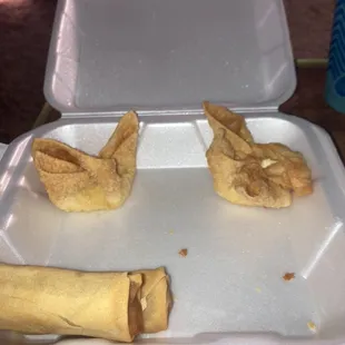 Spring roll and crab Rangoon