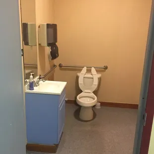 Clean bathroom