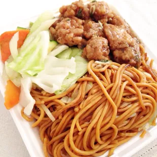 Steamed veggies, black pepper chicken, chow mein