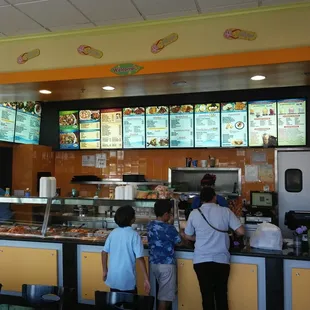 Best Chinese food and Hawaiian food with Vietnamese mix of boba drinks and smoothie the best