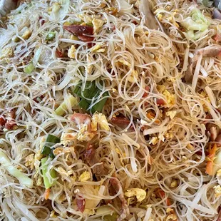 Stir fried cha sieu vermicelli. This is the party platter size. Look at all this deliciousness!!
