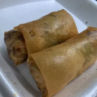 2 egg rolls ($1.99)