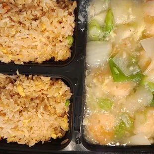 Shrimp in lobster sauce