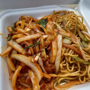 Bulgogi beef lunch special with lo mein noodles