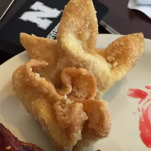 chicken wings and fried chicken, food