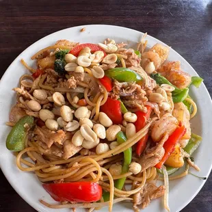 Chicken and Shrimp Mongolian delight