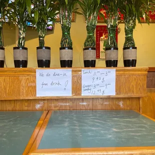 finally， we can dine-in. This is price. I love lunch!