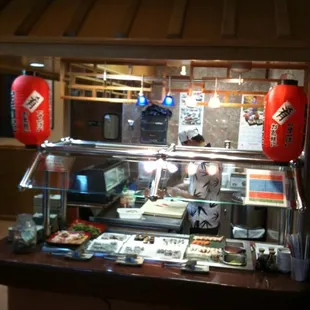 sushi and sashimi, interior