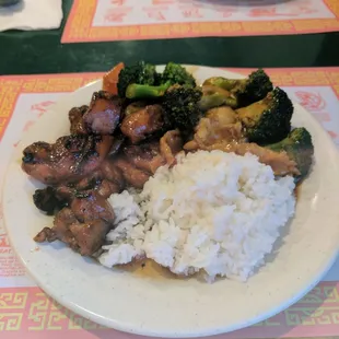 Teriyaki chicken, chicken with broccoli and white rice