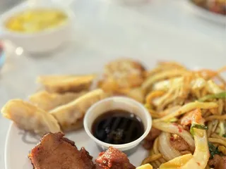 Golden Apple Buffet