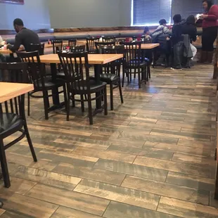 the dining area of a chinese restaurant