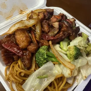 food, ramen and noodles