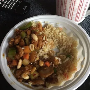 Based on the recommendations of other reviewer's, I had the Kung Pao Chicken, takeout, which was delicious.