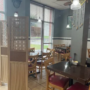 Restaurant ambience