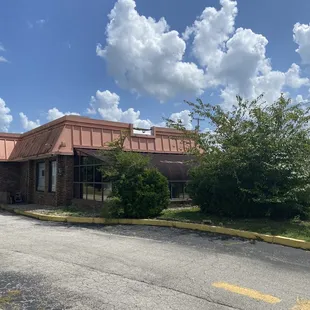 the front of the restaurant