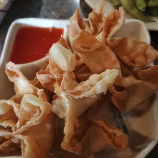 Crab ragoons delicious