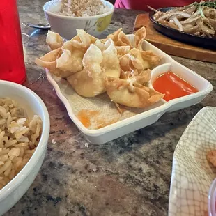 Crab rangoons