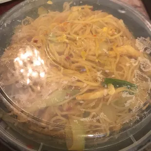 Singapore noodles that have little to no curry in it