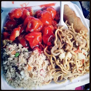 #10 Sweet &amp; Sour Pork, Chow Mein, Rice, &amp; an Egg Roll. $8.99