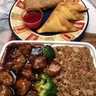C10. General Tso&apos;s Chicken Combo Platter 8. Cheese Wonton