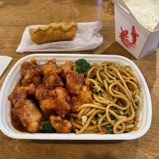 D19. General Tso's Chicken Combo Platter