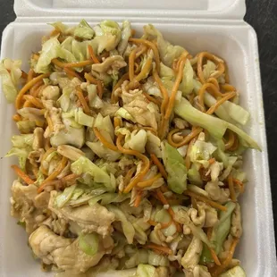 Chicken Lo Mein