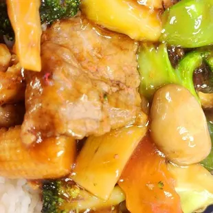 CHINA CHEF SPECIAL, LOBSTER, SHRIMP ,BEEF  &amp; CHICKEN WITH MIXED VEGETABLES