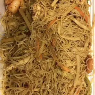 Singapore rice noodles minus the pork.