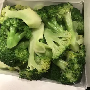 Steamed broccoli and carrots, can&apos;t see them but they&apos;re in there
