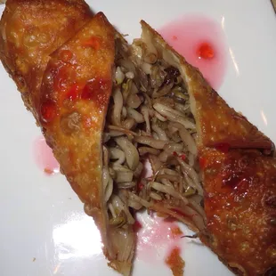 Egg roll with plum sauce