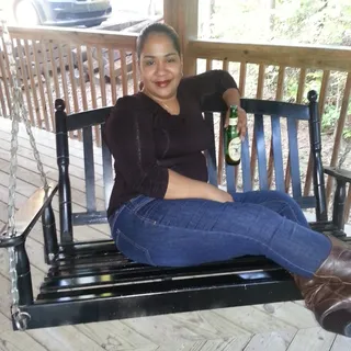 Eliana R.