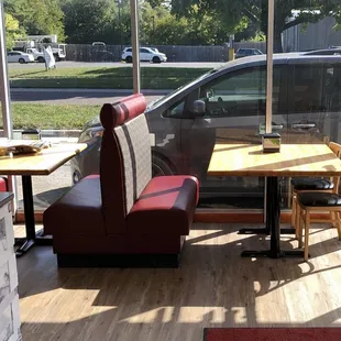 Small Dining Area (Two Booths)