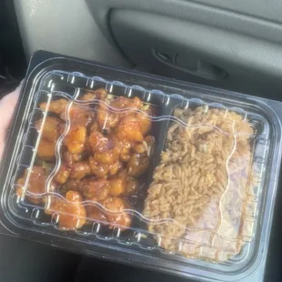 General Tso&apos;s chicken dinner combo ($7.25) It came with one crab rangoon and one spring roll