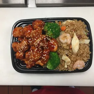 Sesame chicken combination