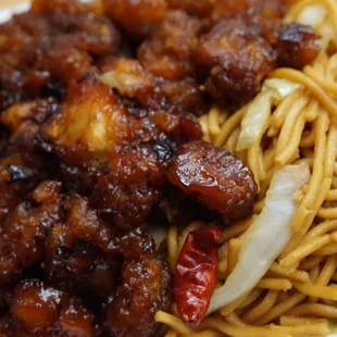 ramen and noodles, food